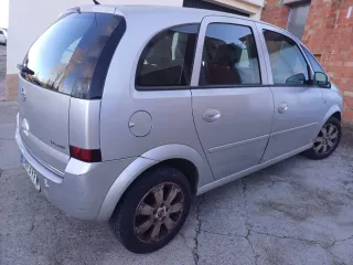 Opel Meriva 2006