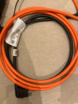 Cargador Coche Eléctrico APTIV PSA 8A