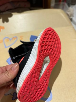 Zapatillas Adidas Niña Negras y Rosas