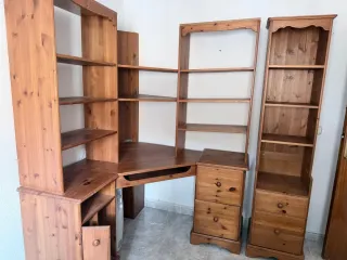 Escritorio esquinero de madera