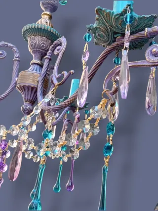 Lampadario vintage viola e turchiese