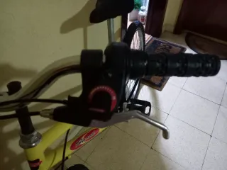 Bicicleta Montaña Amarilla y Azul