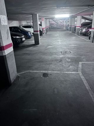 Garaje en venta en Centre en Badalona