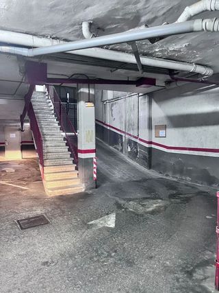 Garaje en venta en Centre en Badalona