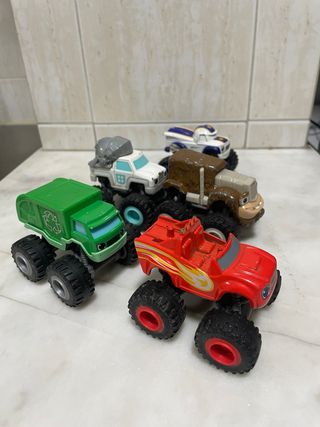 Blaze and the Machines - Conjunto de 5 Carros