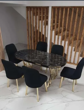 Pack Oferta mesa con 6 sillas, 460€