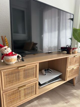 Mueble TV Sklum Madera y Ratán