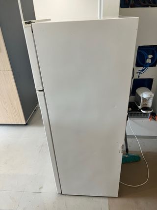 Nevera TEKA con poco uso