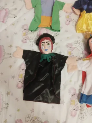 Lote 4 marionetas de mano