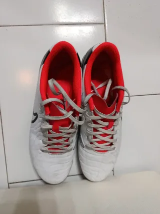 Botas Fútbol Nike Tiempo Talla 40