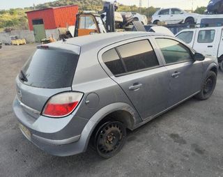 Filtro de aire opel astra h berlina 349954