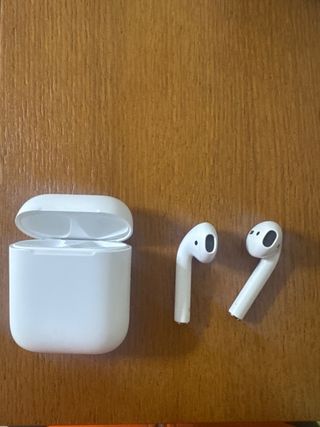 Apple AirPods