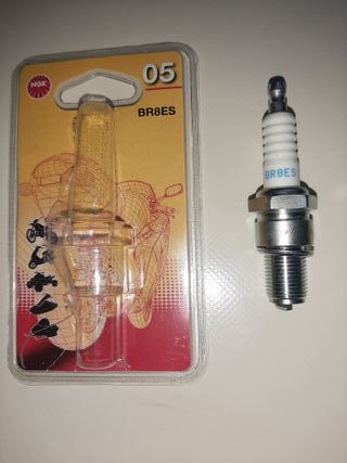 Bujía NGK BR8ES Moto, scooter, quad, moto de nieve