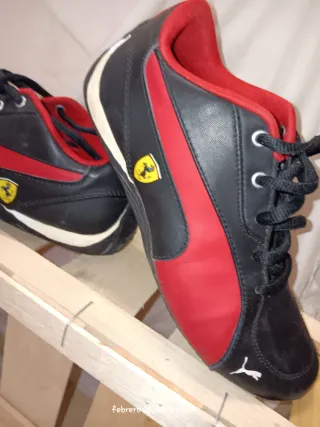 Lote 2 polos y zapatillas Ferrari mujer