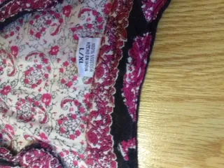 Vestido estampado paisley rosa y morado