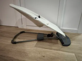 Hamaca bebé BabyBjörn gris