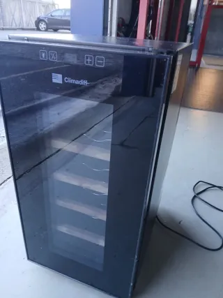 Botellero Climadiff 12º