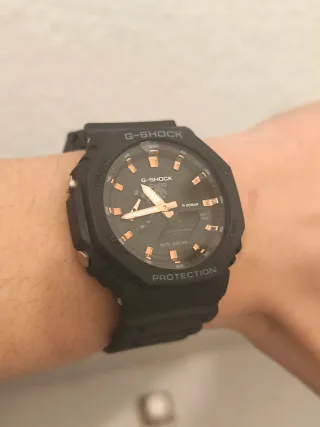 Casio G-Shock Negro y Dorado
