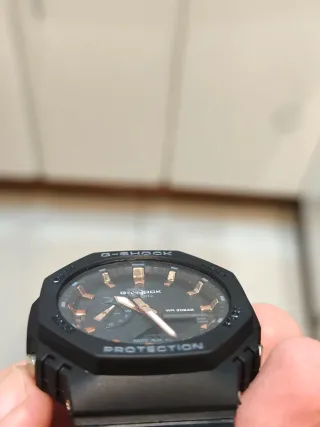 Casio G-Shock Negro y Dorado