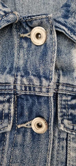 Gilet in jeans lungo donna strappato