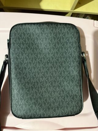 Riñonera Michael Kors Negra/Gris