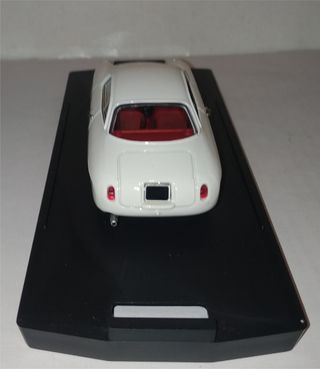 Bang - Alfa Romeo Giulietta SZ