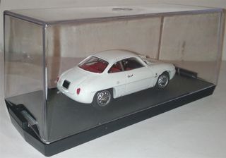 Bang - Alfa Romeo Giulietta SZ