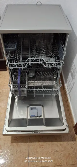 Lavavajillas Beko en buen estado