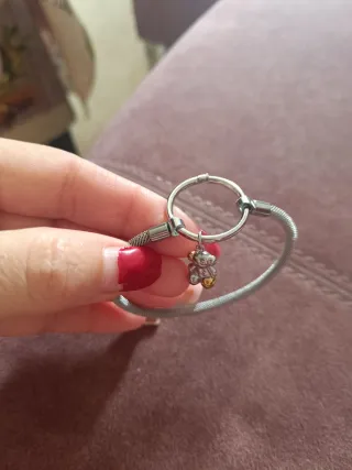 Pulsera con charm de oso
