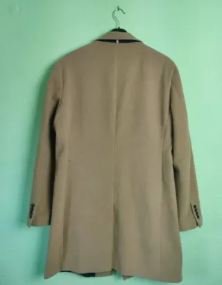 Abrigo Tommy Hilfiger Beige Talla XL Es nuevo ,