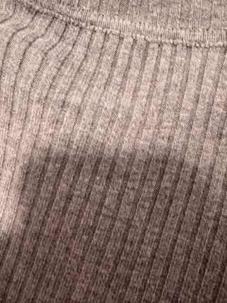 Jersey gris cuello alto