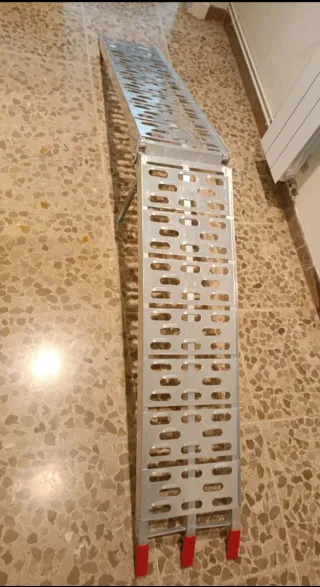 Rampa de acero antideslizante