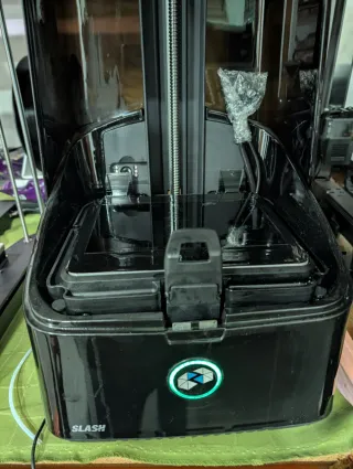 Impresora 3D Uniz Slash Pro Negra