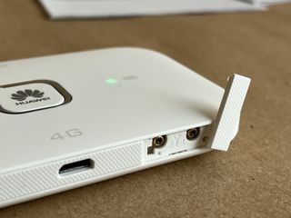 Router portatile Huawei E5573B Mobile Wi-Fi 4G LTE