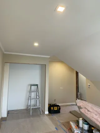 Alisado de gotele pintado