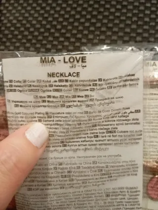 Conjunto Collar y Pulsera Avon San Valentín