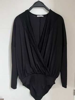 Body Zara encaje negro talla S