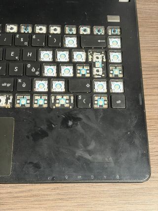 ORDENADOR PORTATIL ASUS