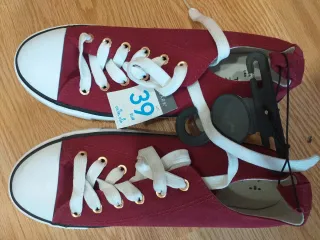 Zapatillas rojas talla 39