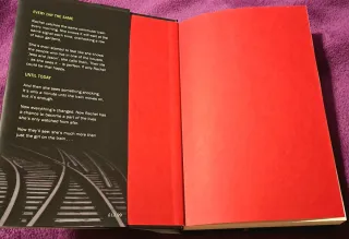 Tapa dura "The Girl on the Train"