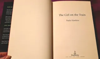 Tapa dura "The Girl on the Train"