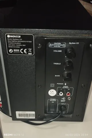 Altavoces Woxter Negros