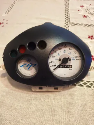 Marcador Piaggio Zip Cuentakilómetros