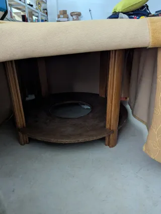 Mesa camilla cuadrada con faldas y cristal