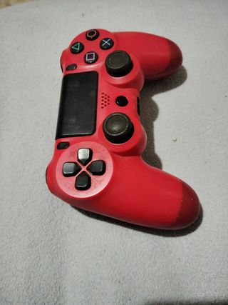 Mando PS4 DualShock 4 Rojo funciona perfectamente
