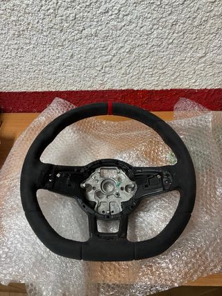 Volante Golf GTI Negro con detalles rojos