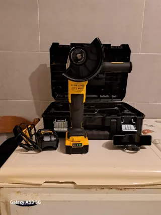 Smerigliatrice DeWalt 18V XR con valigetta