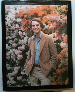 COSMOS — Carl Sagan - Edición Macdonald UK 1981