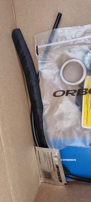 Cuadro Oiz 2026 OMR M+ Manillar integrado SHMP10