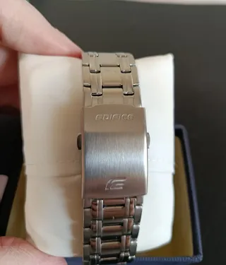 Reloj Casio Edifice EFR 539